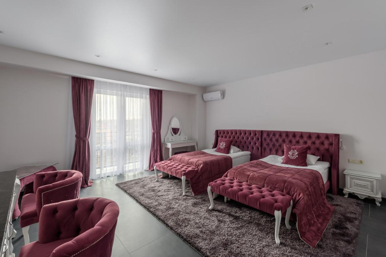 Grand Royal Chernivtsi Exterior foto